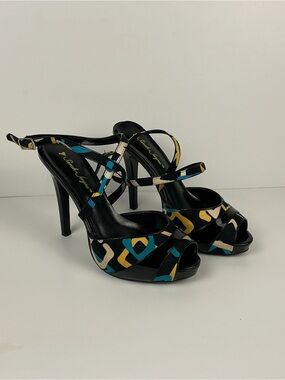 Black Peep-Toe Strappy High Heels with Geometric Print Size 8.5